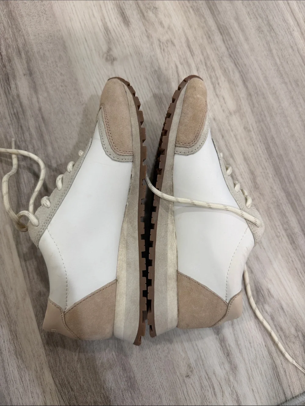 Tory Burch tory burch